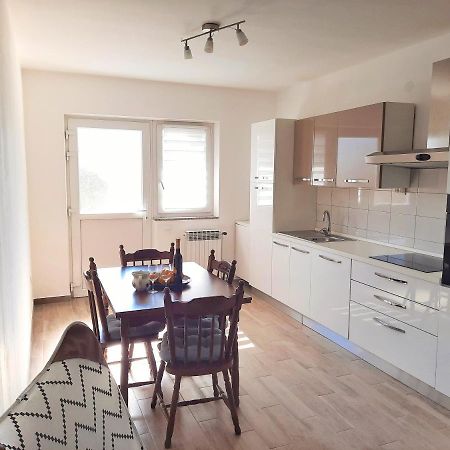 Apartment Nino In Pula Dış mekan fotoğraf